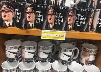 Итальянские курорты торгуют сувенирами с изображением Гитлера