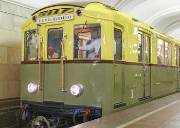 Московское метро отметит день рождения парадом поездов