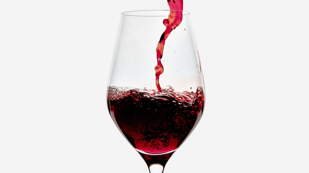 Basically-Red-Wine-02.jpg