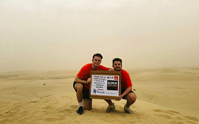 Двум студентам удалось совершить путешествие из Бристоля в Доху, не потратив ни цента из своего кармана