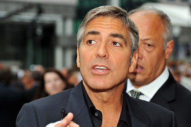 Джордж Клуни просит бойкотировать отели, принадлежащие султану Брунея